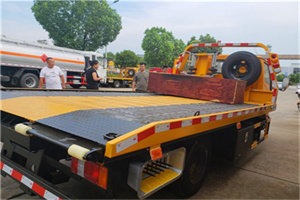 云县附近拖车电话号码服务